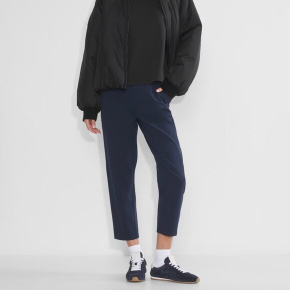 Aritzia The Group by Babaton Weekender Pant in Navy - Picture 1 of 7